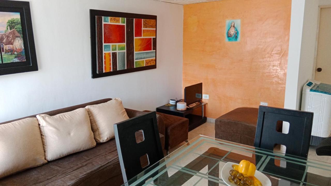 Excelente Ubicacion - Nuevo Bosque - Seguridad